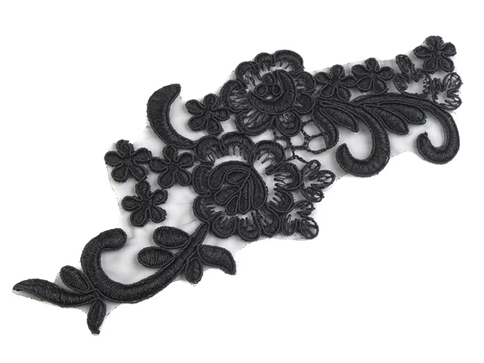 Aplicație-brodată-organza-negru